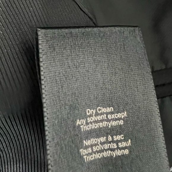 Aritzia Babaton Black Blazer with Leather Sleeves - Picture 4 of 5